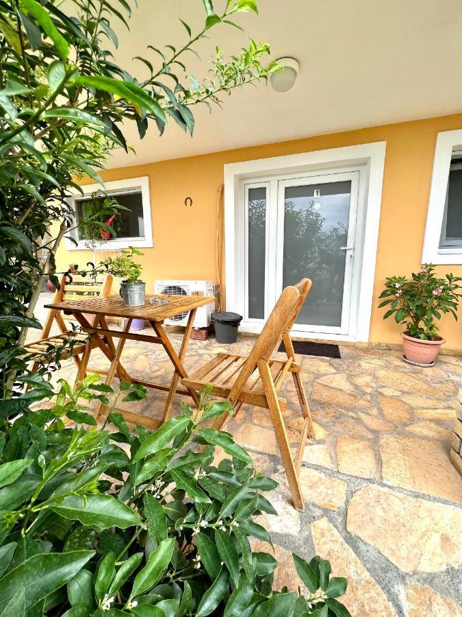 Tzavelitiko Home Himarë Exterior foto